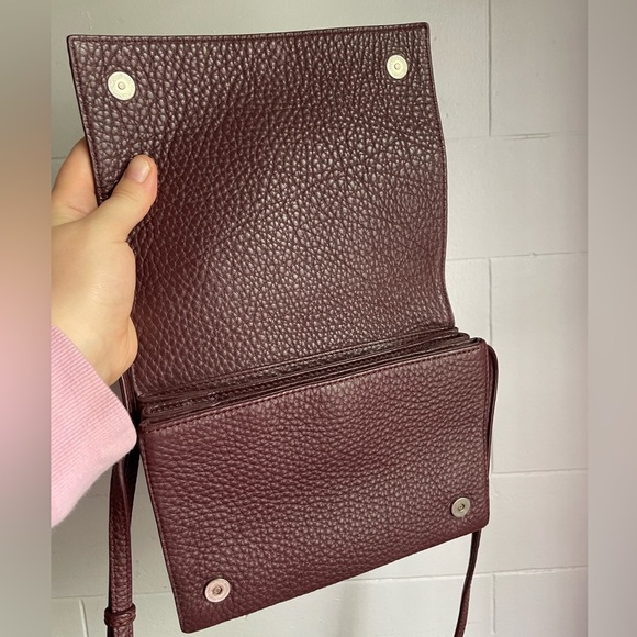 Aritzia Auxiliary Romeyn Crossbody Bag - Picture 3 of 9